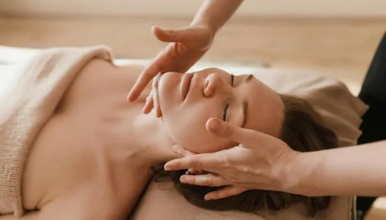 Kopfmassage (头疗)